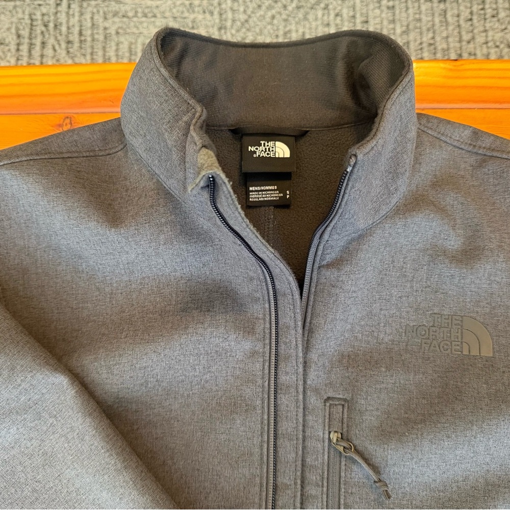The North Face Men's Charcoal Performance Jacket